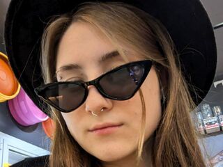EasterCaris's Live orgasm Profile Image